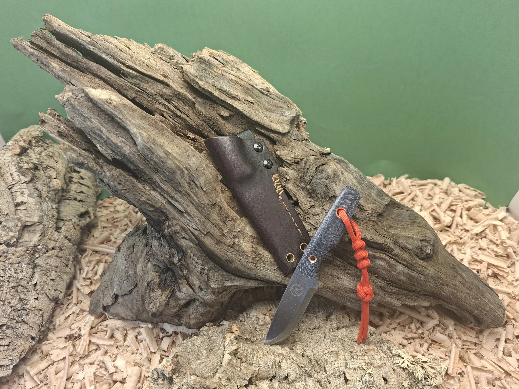 AFNCK7WL - Neck Knife em Aço Inox